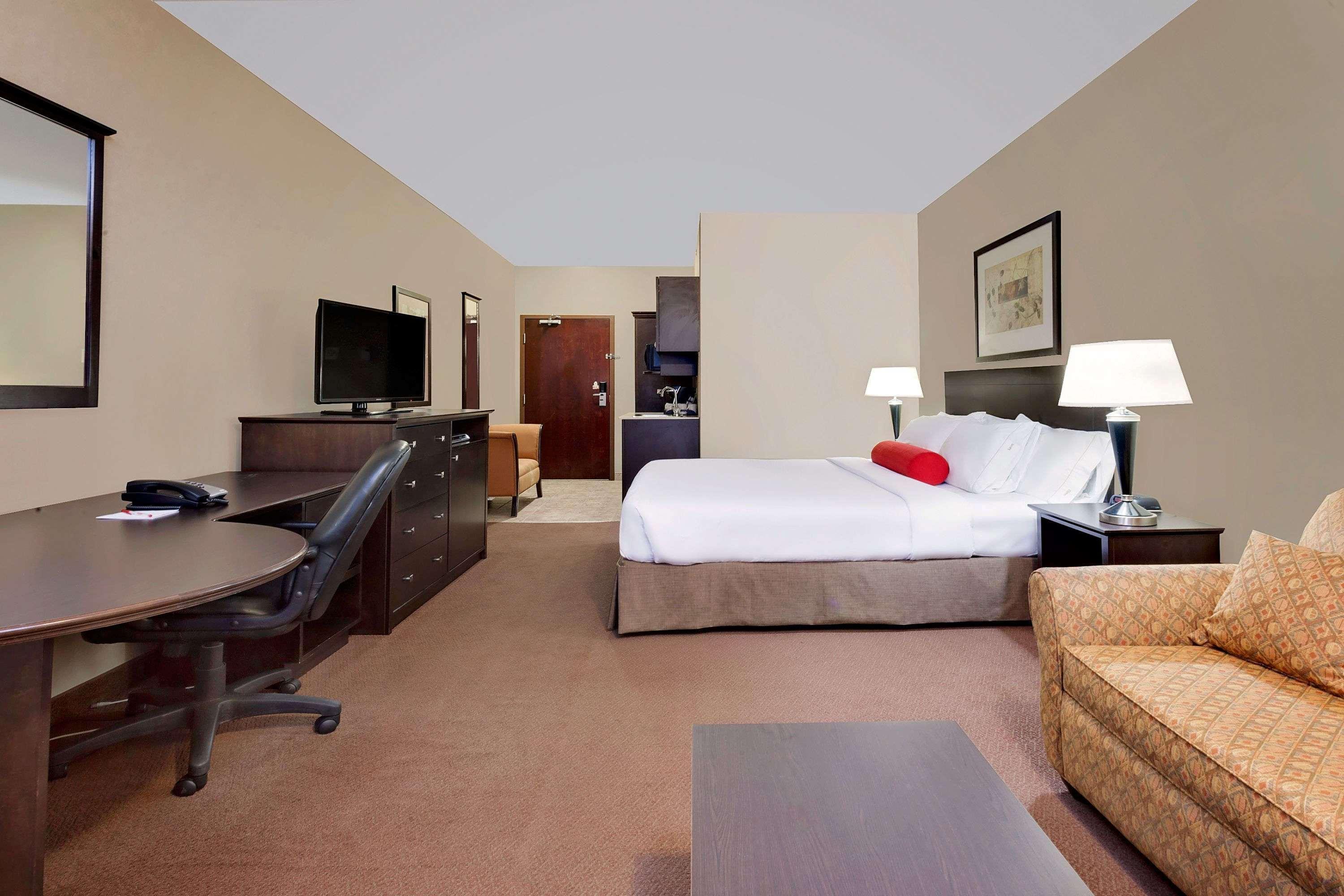 Ramada By Wyndham Hotel Stettler