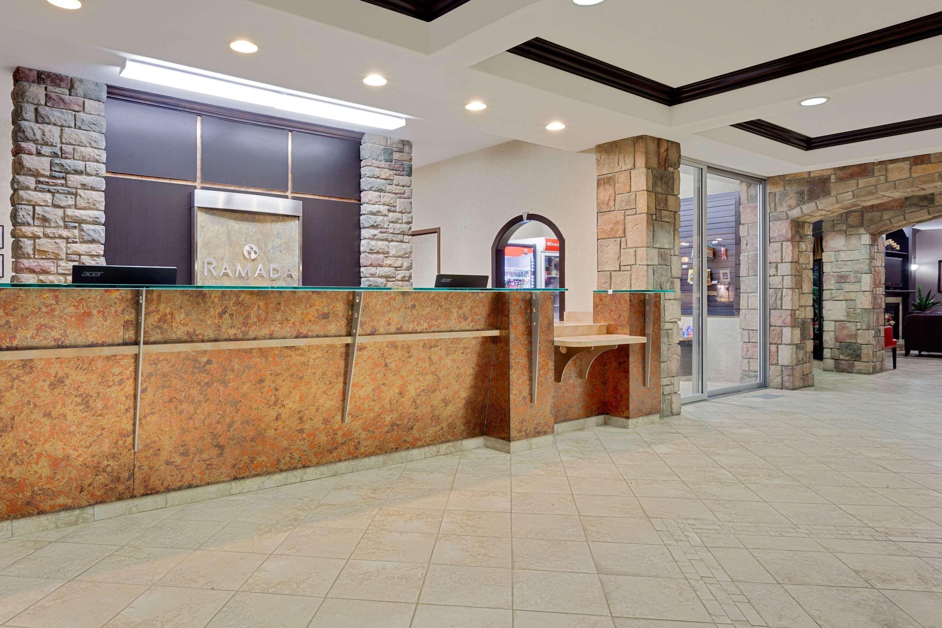 Ramada By Wyndham 3* Stettler